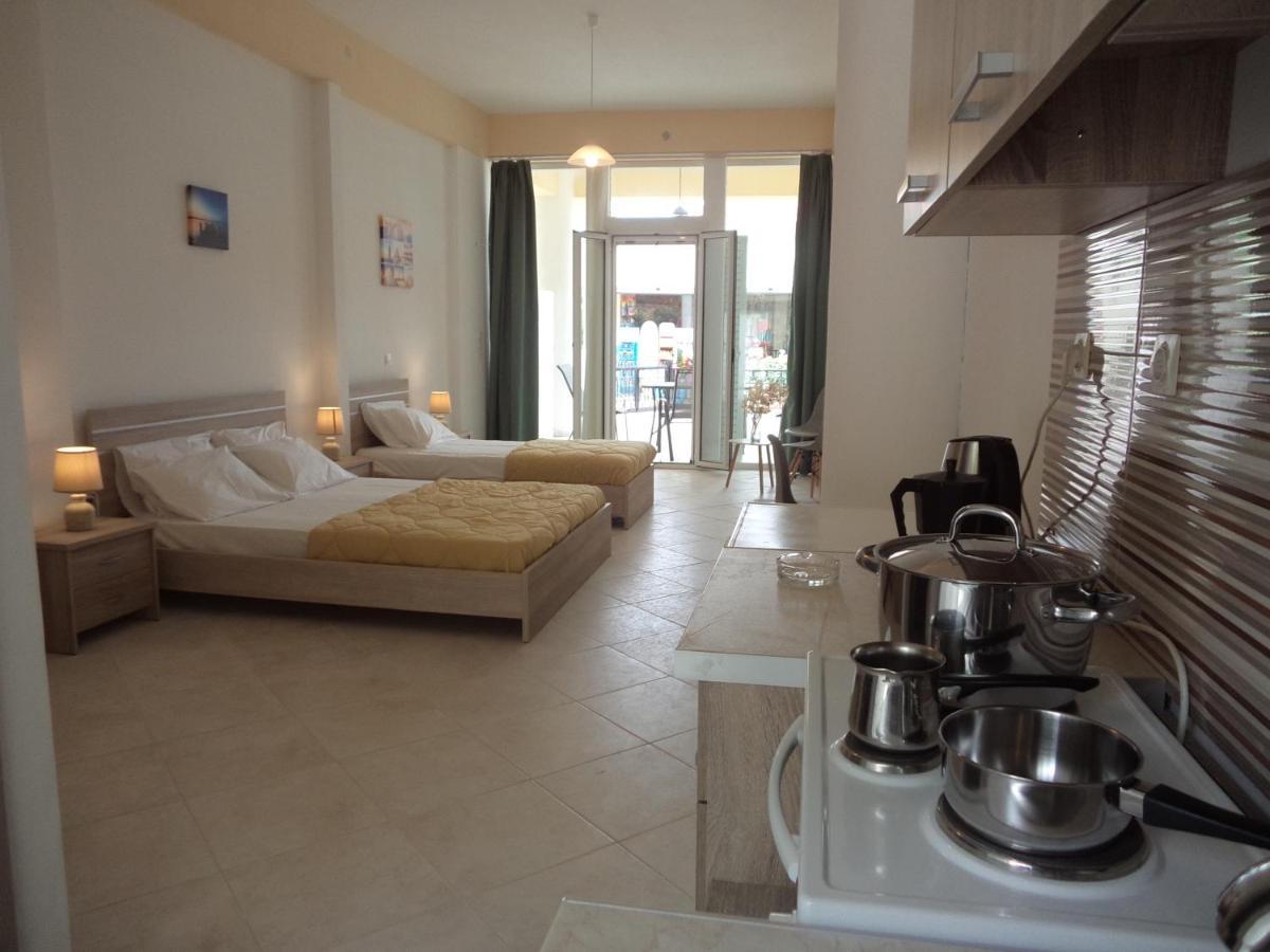 לגאנאס Katerina Apartments Near The Sea מראה חיצוני תמונה