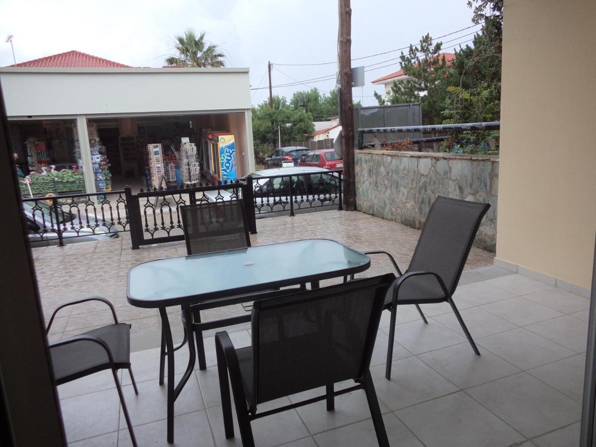 לגאנאס Katerina Apartments Near The Sea מראה חיצוני תמונה