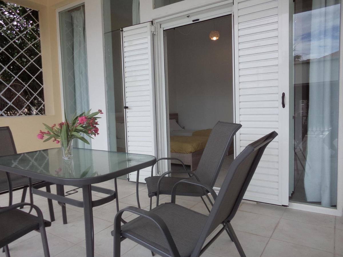 לגאנאס Katerina Apartments Near The Sea מראה חיצוני תמונה