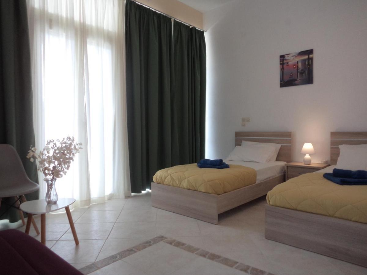 לגאנאס Katerina Apartments Near The Sea מראה חיצוני תמונה